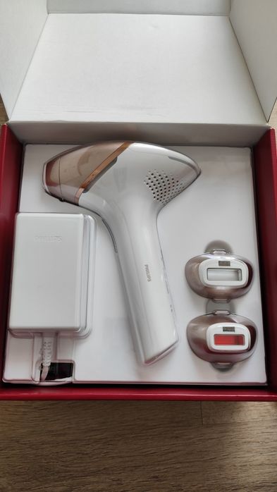 Epilator IPL PHILIPS Lumea Seria 9000 BRI955/00,
