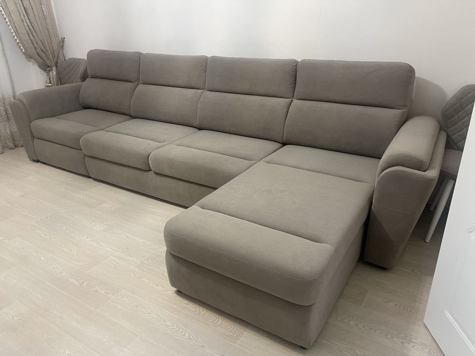 Диван угловой стильный