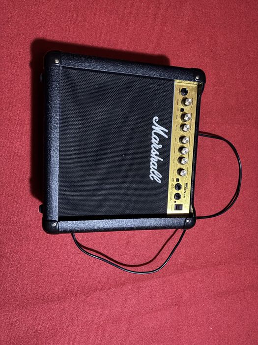 Amplificator chitara Marshall MG15 CD
