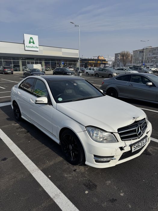Vand sau dezmembrez Mercedes c class AMG OM651