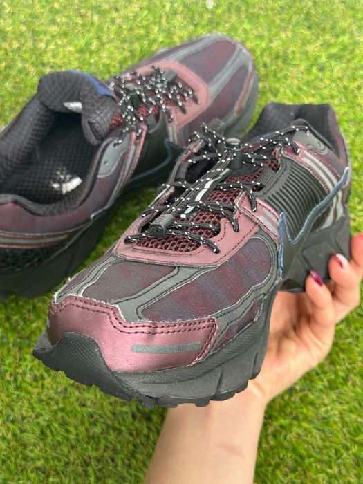 Маратонки Nike ZOOM VOMERO 5