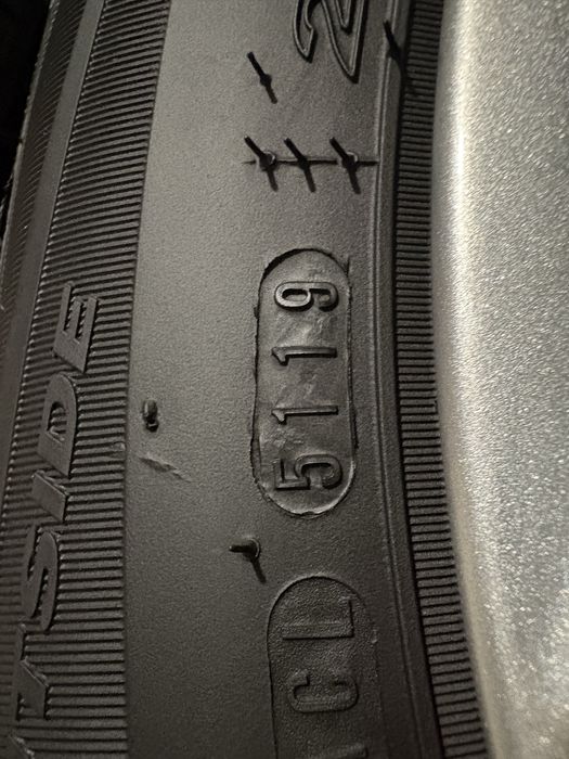 Продавам летни гуми Kumho и Nexen 205 / 55 / 16