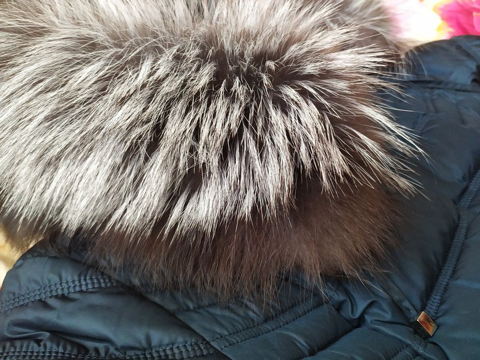 Продам зимний пуховик