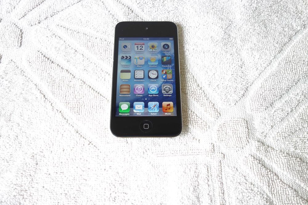 Apple iPod A1367 touch