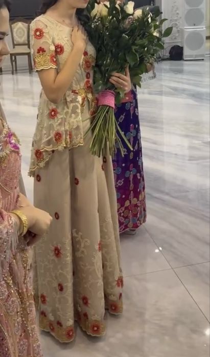 Вечернее платье, куйлак