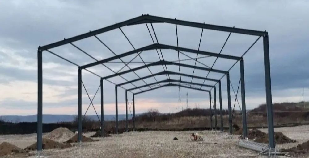 Vând hale metalice pe comandă