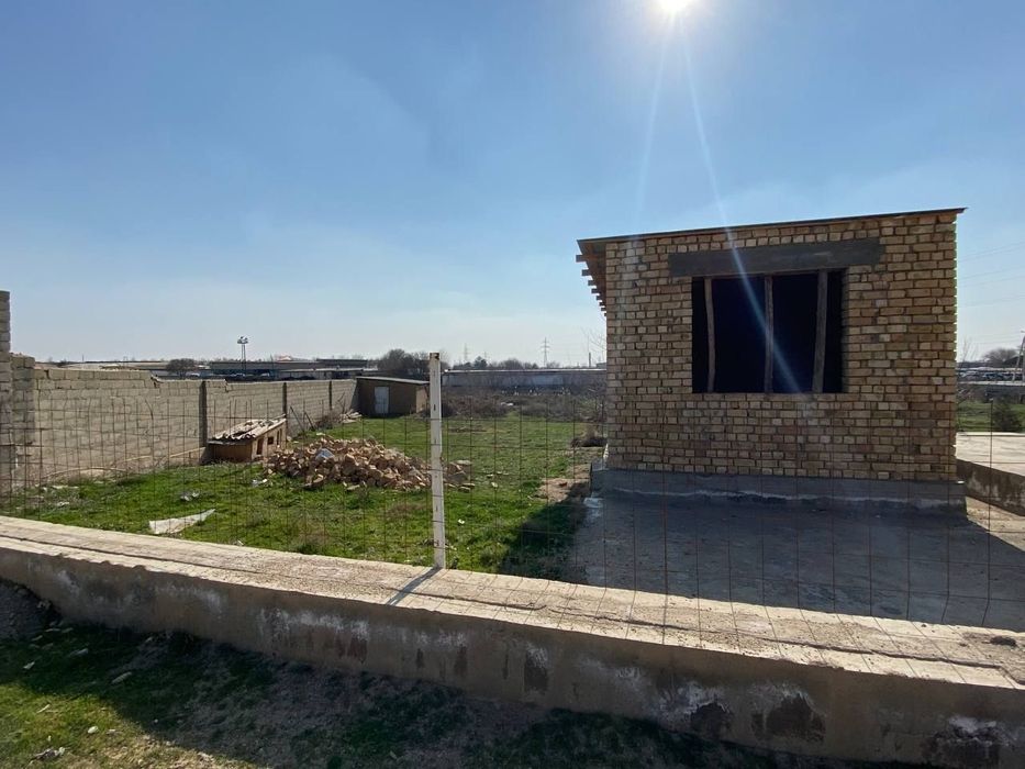 Участка сотилади