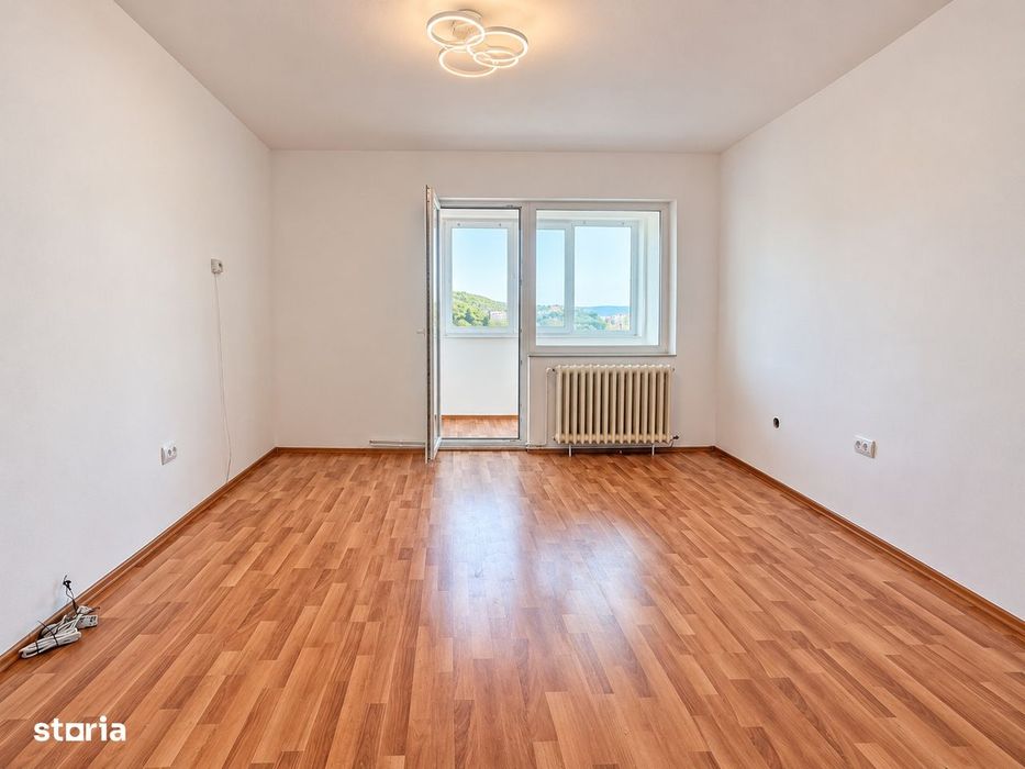 Apartament 2 camere decomandate, et intermediar, Manastur