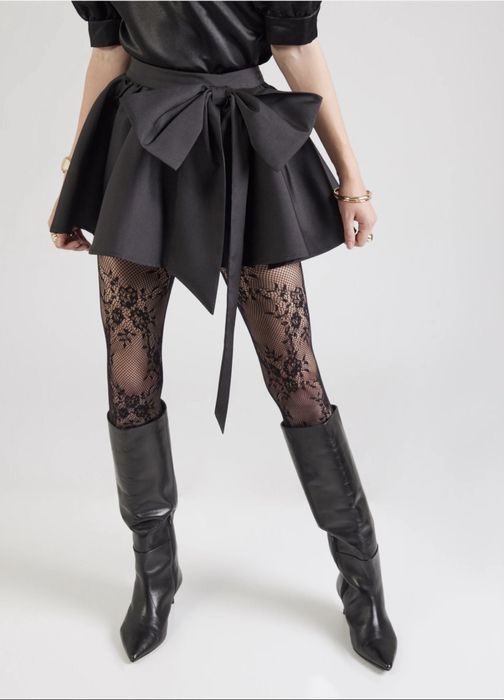 Пола от ABOUT YOU