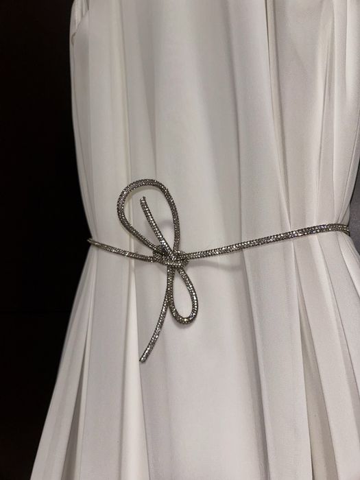 Официална бяла рокля