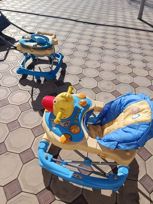 Продам ходунки детские