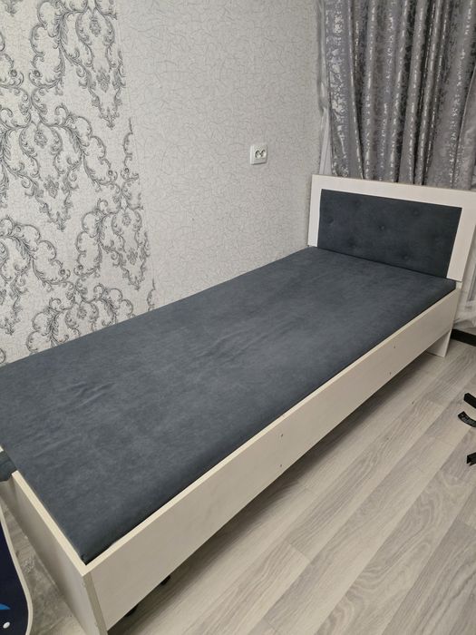Односпальный кровать 2 шт