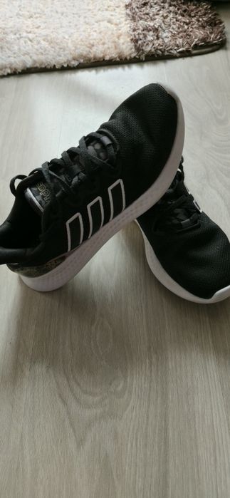 Маратонки Adidas