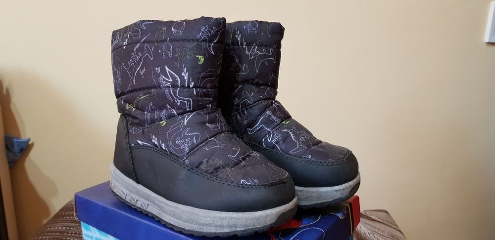 Детски ботуши/апрески