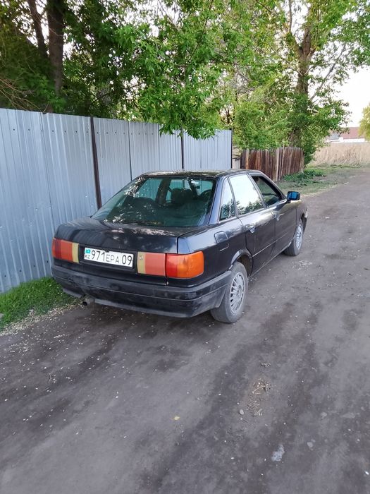 Продам Ауди 80 б3