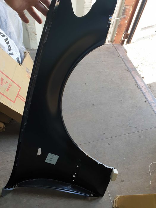 Крыло переднее  Левое BMW 3 E46  2002 год и далее