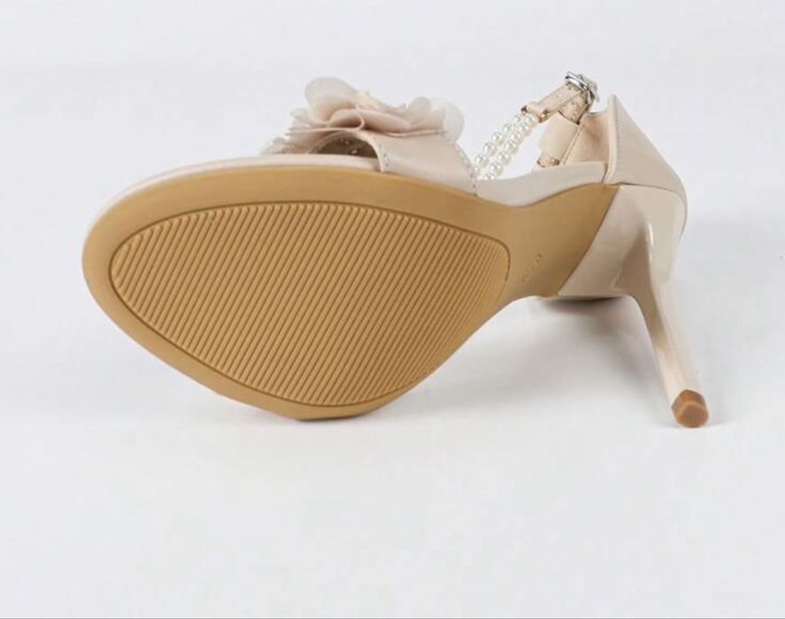 Дамски сандали на висок ток