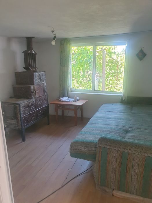 vand casa din planseu beton la tara 463 teren + plus teren camp 2.293