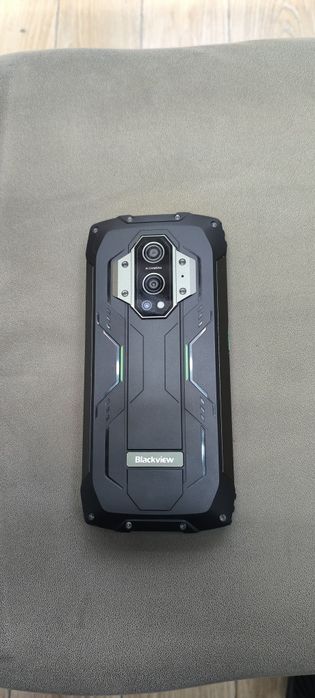 Телефон в хорошем состояние