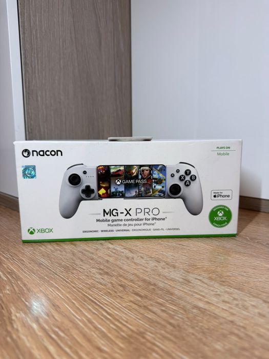 Controller Mobil NACON MG-X PRO - ALB (IOS) - SIGILAT