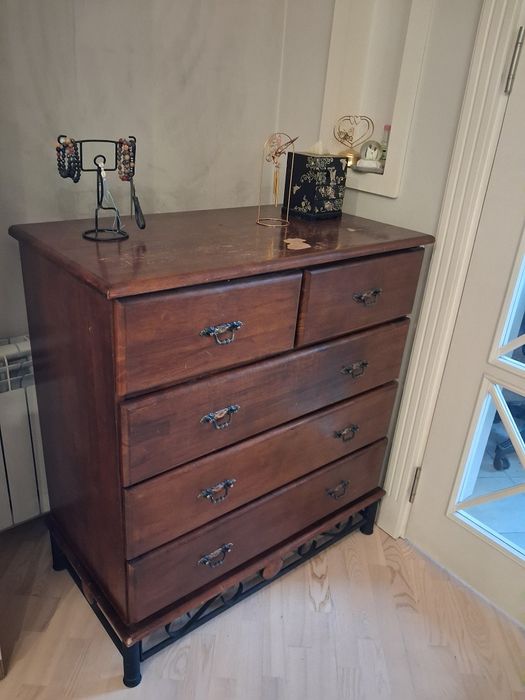 Мебель для спальни. Красное дерево.