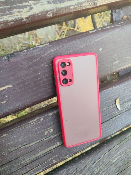 Samsung s20+  folosit
