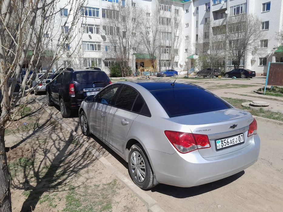 Chevrolet  Cruze lc