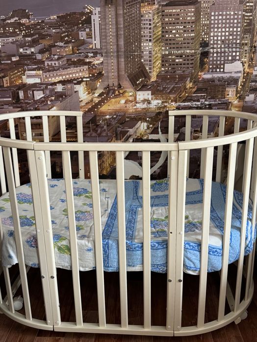 Срочно продам детскую кроватку