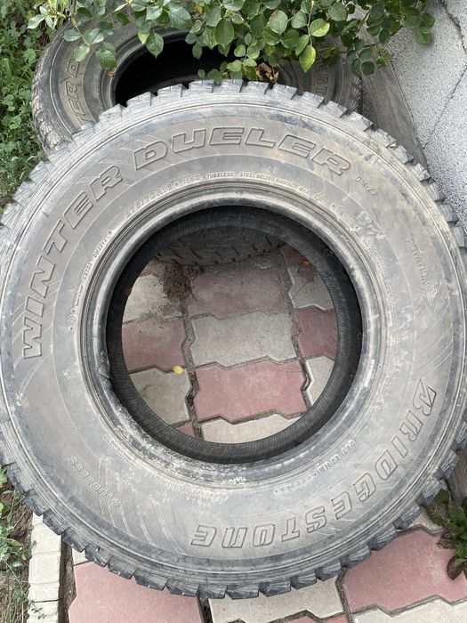 Продам шины срочно