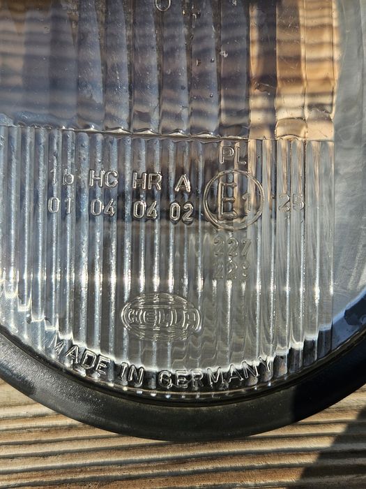 Оригинален фар за Mercedes W210