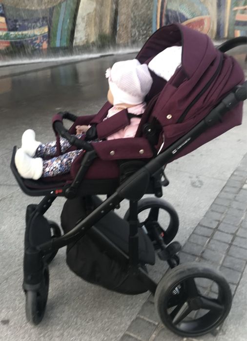 Срочно продам коляску Adamex Chantel