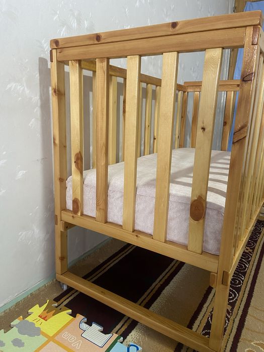 Детская кровать из дерева 120*60 см, ортопедический матрас