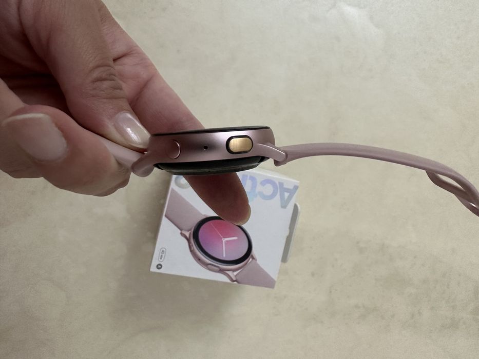 Смарт часы Самсунг актив2