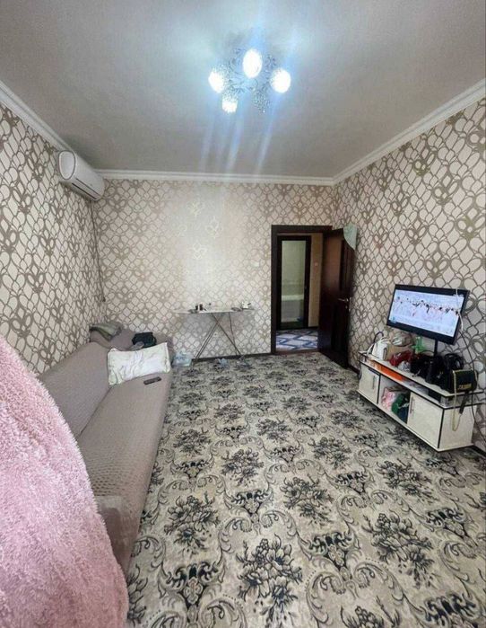 Beruniy metroga yaqin joyda qizlaga kv