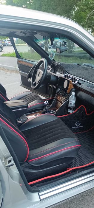 Mersedes benz w124