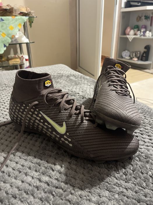 Чисто нови бутонки nike mercurial superfly 10 KM