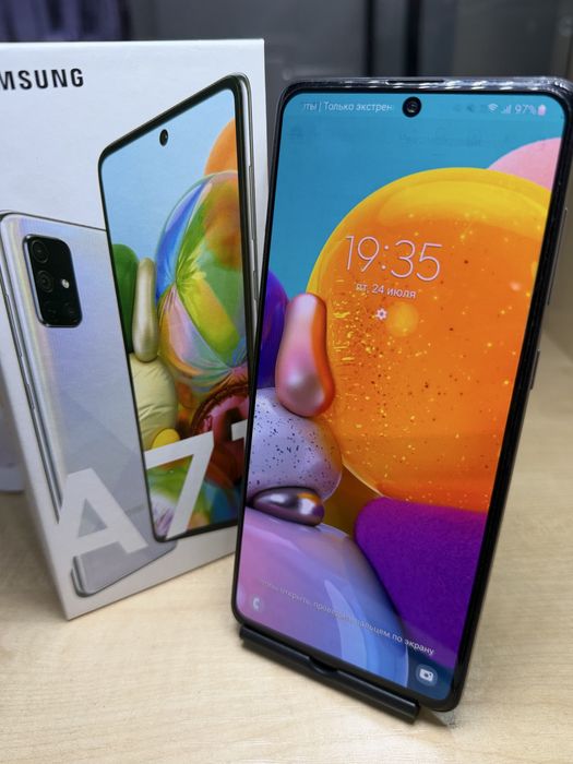 Samsung Galaxy A71-128gb.