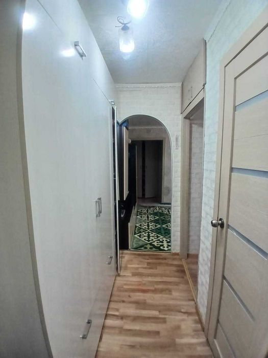 3х ком .квартира Парковая 60
