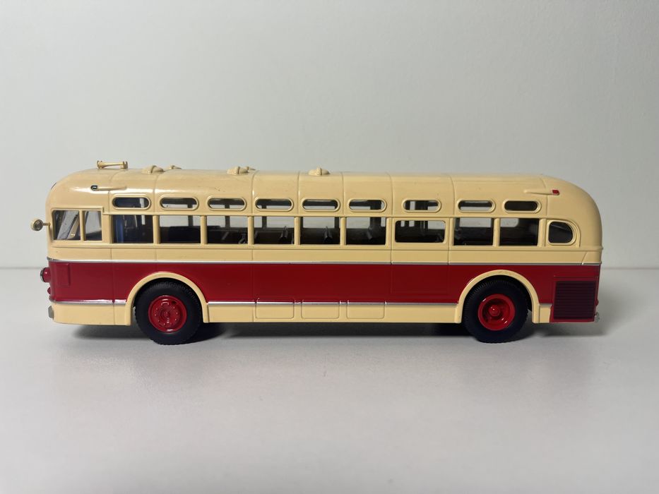 Продам ЗИС 154 1:43