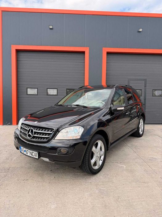 Mercedes Benz ML 350 CDI 3.0 V6 4MATIC |4x4|Cârlig 3.5T|Trapă|Jante 19