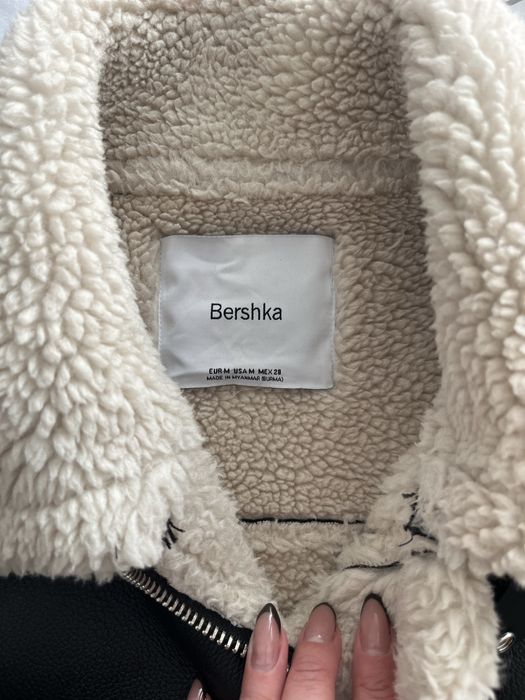 Дамско яке Bershka