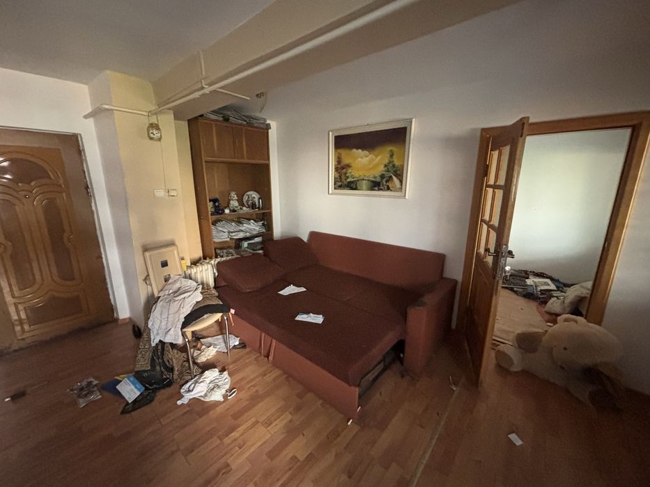 Apartament etaj 1 ramnicul sarat