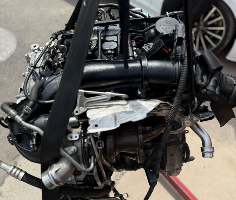 Двигател Mercedes 2.0 бензин  2020