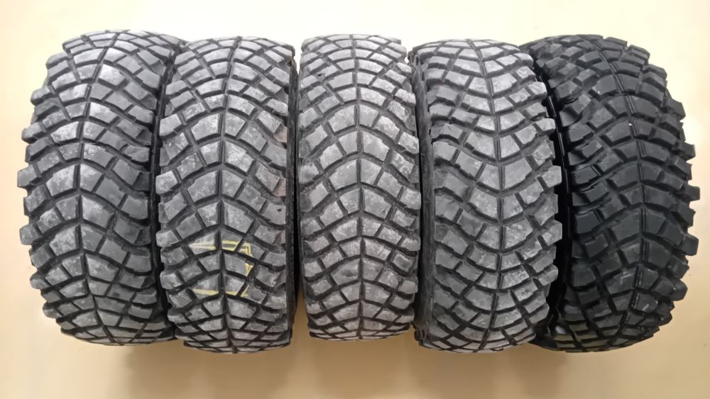 Гуми с джанти 31x10.5R15 6х139.7 - 5 бр.