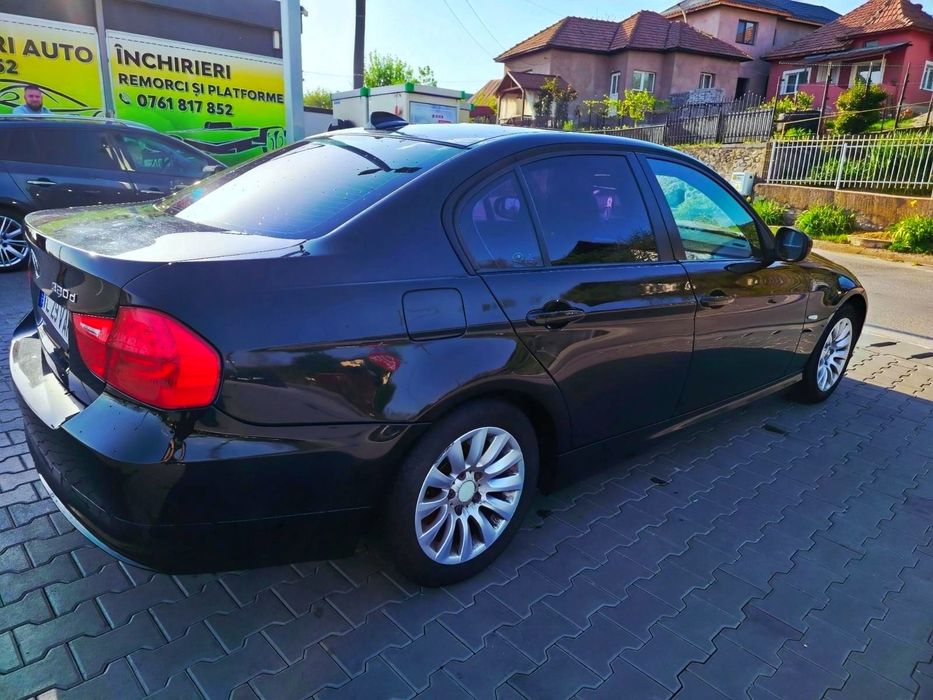 BMW 3 Series 2011 — imagine 5