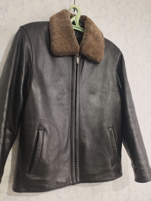 Продаётся кожаная куртка