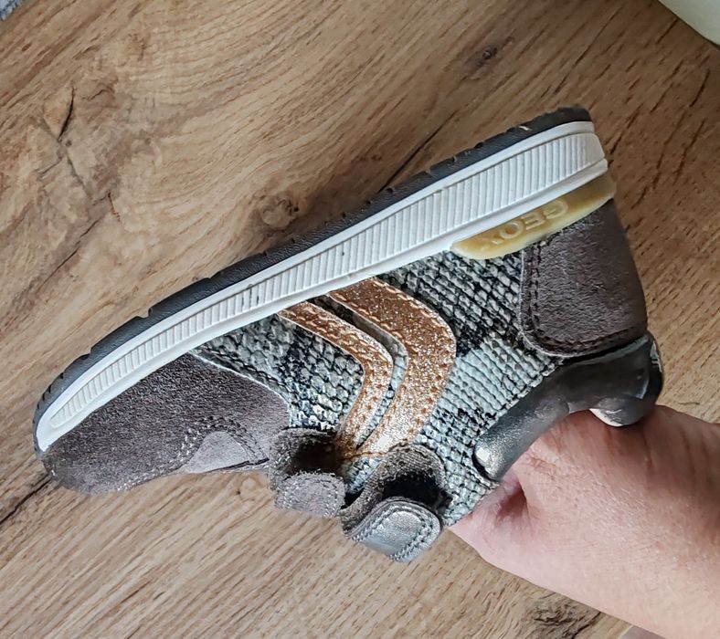 Adidași Geox mărimea  22