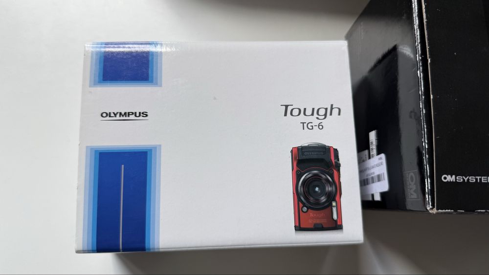 Olympus Tough Tg-6 with underwater housing