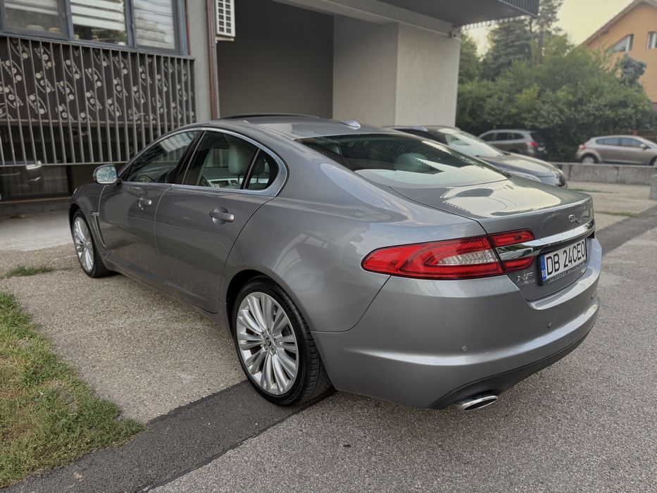 Jaguar XF 2012  Euro 5 km reali si verificabili