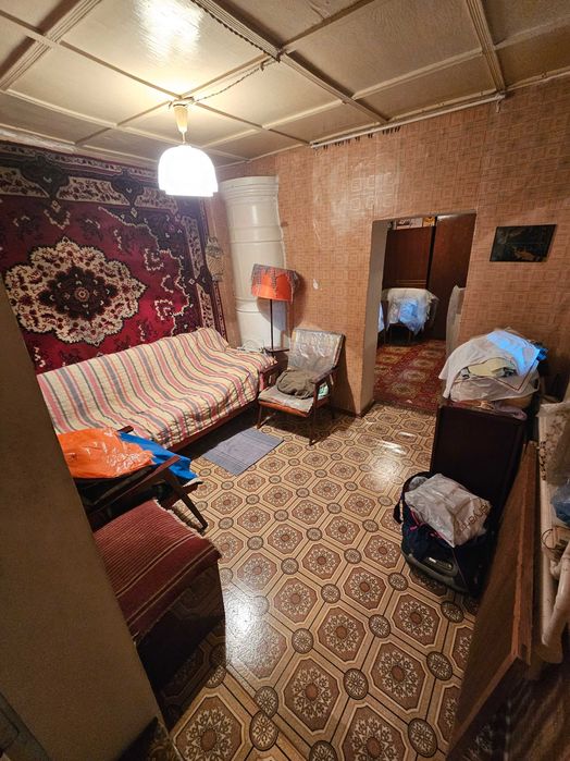 Продается свой дом, участок 2.6 соток около метро максим горького.